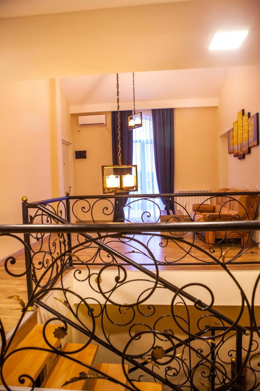 Wine Castle Hotel Тбилиси Екстериор снимка